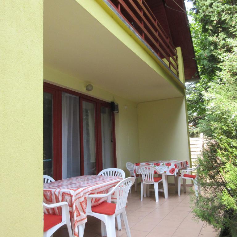 Villa Alexandra Vendeghaz Siófok Exterior foto